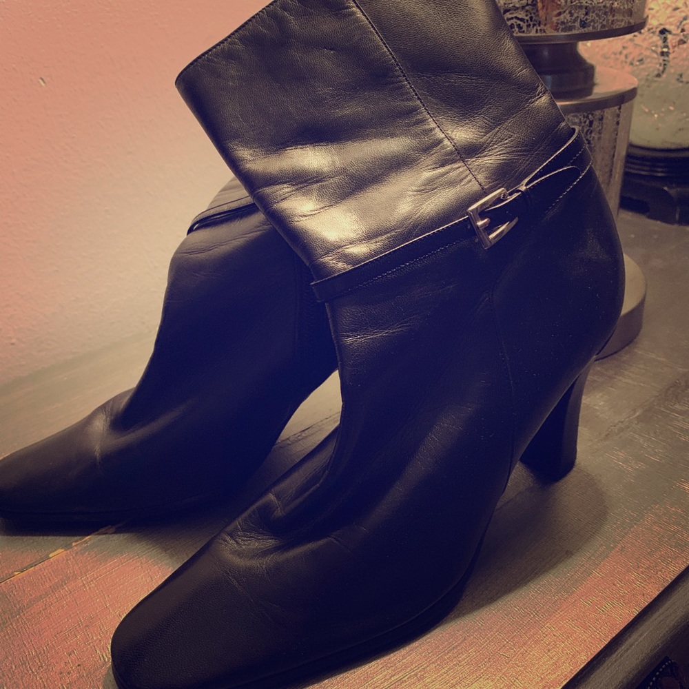 Women’s boots